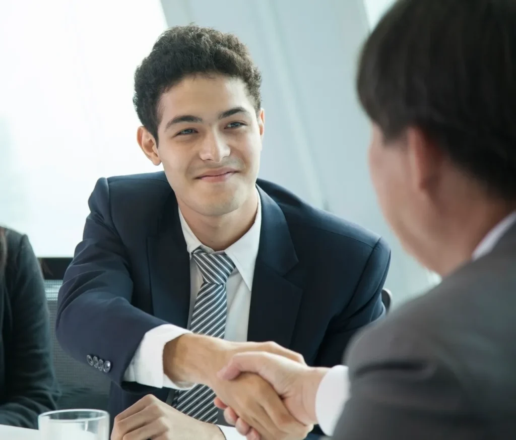 Navigating Hiring Challenges: Tips to Attract Candidates in 2024